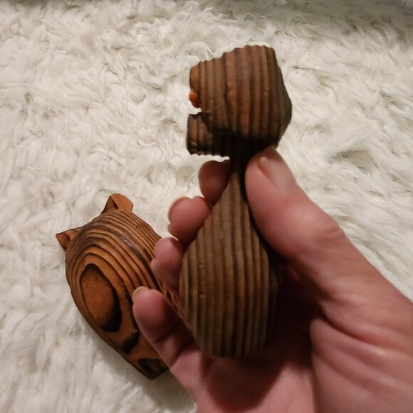 Hand Carved Cryptomeria Japan Wony Owl & Dog Figurine Set - Picture 11 of 11